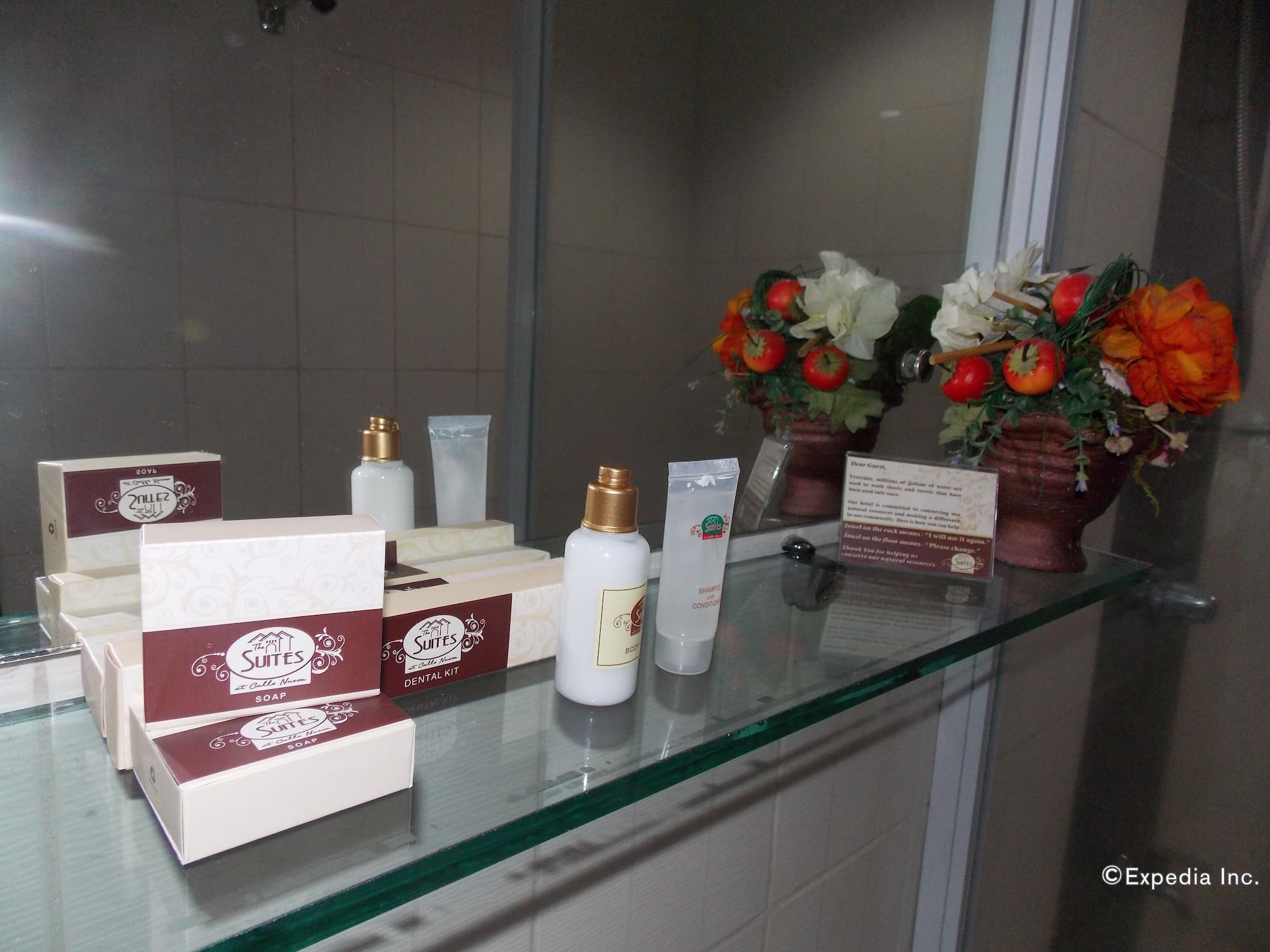 The Suites At Calle Nueva Bacolod Exterior photo